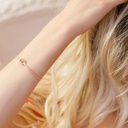 Love Knot Infinity Bracelet | Gold